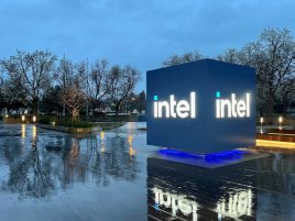 Plán Intelu na podporu čtyř generací procesorů na socketu LGA-1954 asi padá