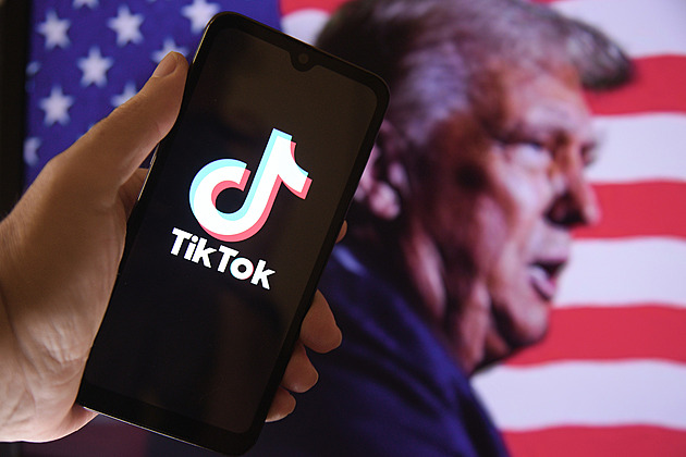 Prezident Trump podepsal příkaz o plánu na prodej TikToku za 14 miliard dolarů