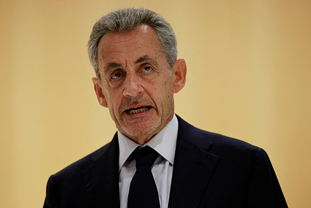 VIP vězení, cela po Šakalovi? Francouzi spekulují, kam zavřou Sarkozyho