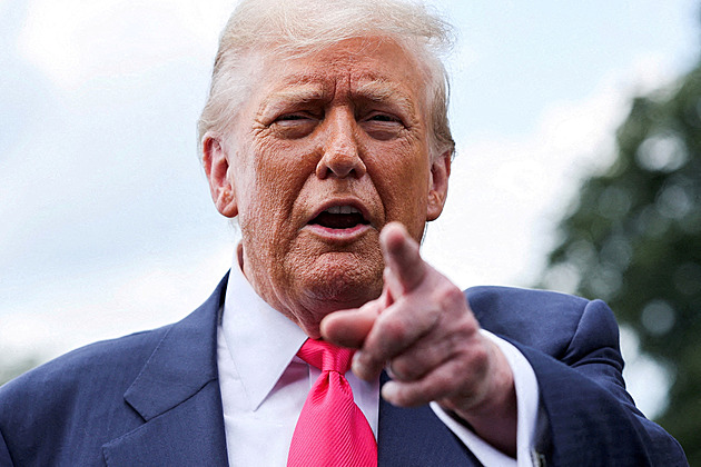 Trumpova nová várka vysokých cel. Nyní na léky, nábytek a nákladní automobily