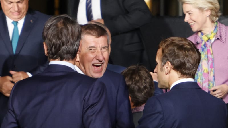 Fico, Orbán a zavolal i Macron. Kdo všechno z evropských lídrů blahopřál Babišovi k vítězství?