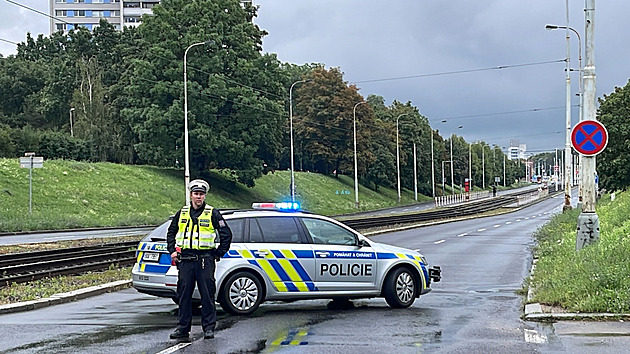 Chtěla přespat u kamarádky, pak zmizela. Policisté našli 11letou dívku z Kladenska
