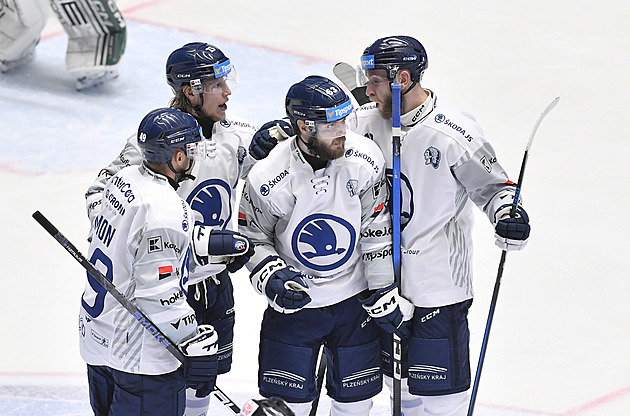 ONLINE: Nabitý extraligový den. V Plzni už se hraje, Kometa jede do Liberce