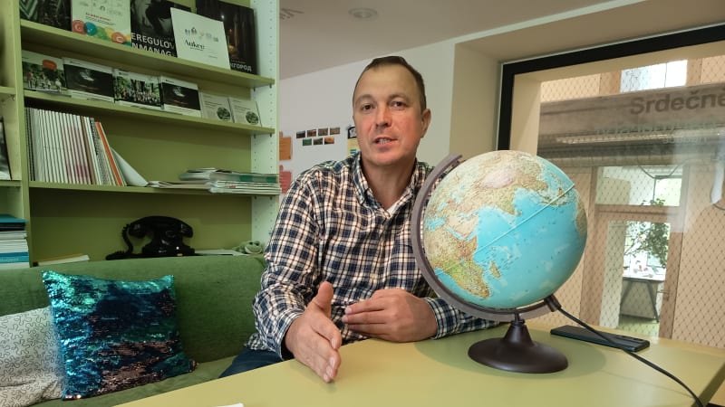 Sochu Lenina máma oplakala, líčí právník z Ukrajiny. Putin využívá nostalgii i v Česku