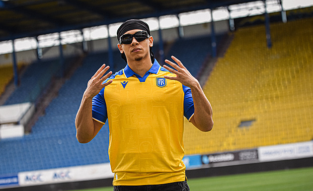 Velká teplická premiéra. Rapper Katannah vystoupí o přestávce zápasu s Plzní