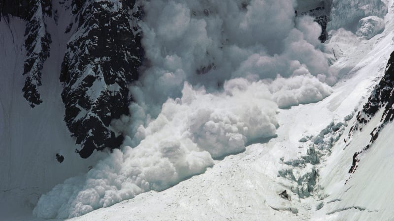Tragédie v Alpách: Po pádu laviny zemřelo pět horolezců z Německa. Další jsou zranění
