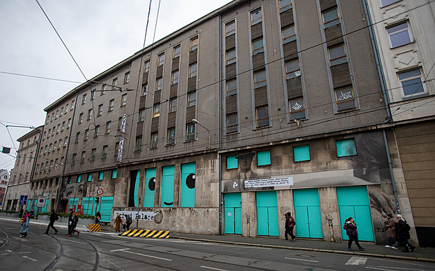 Bída a lesk Palace. Bývalý hotel v Ostravě se změní podle návrhu studia z Berlína