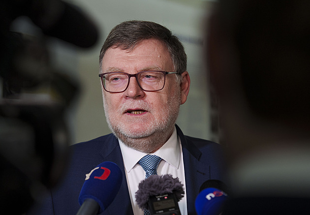 Minus 232,4 miliardy. Ministerstvo odhalilo hospodaření státu, Stanjura se pochválil