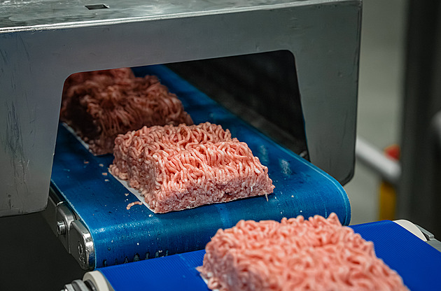 Neříkejte tomu kultivované maso, vyčetl předák řezníků výrobcům tkáňových kultur