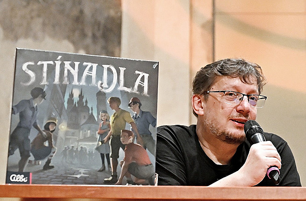 Slídící Vontové i epický souboj na závěr. Tvůrce představuje deskovku s Rychlými šípy