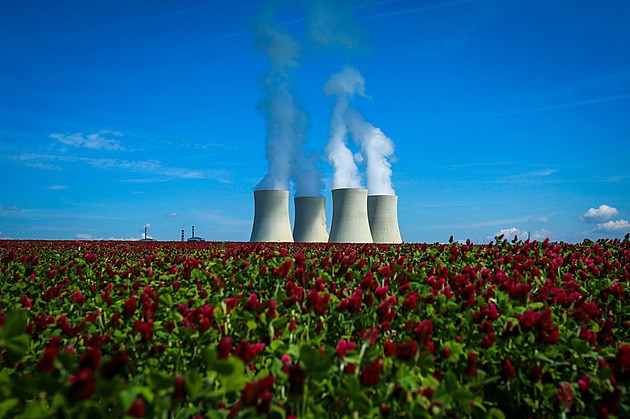 Z Hamburku až do Týna nad Vltavou, řeky pomohou rozšíření temelínské elektrárny
