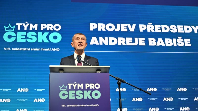 Babiš zahájil sněm ANO ostrým útokem na média: Je to náš největší soupeř