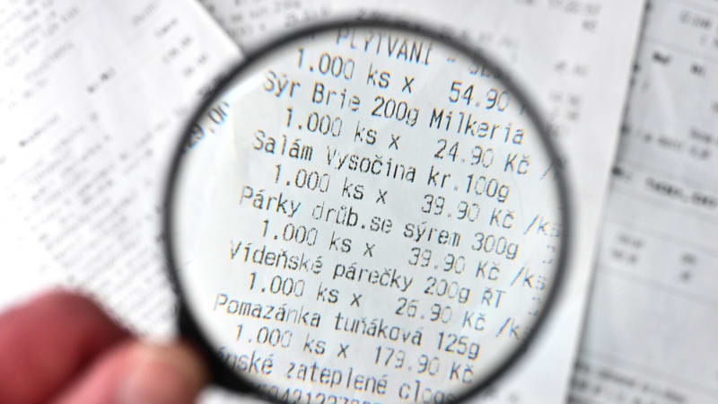 EET může jít znovu k soudu. Schillerová se nechce vzdát evidence bezhotovostních plateb