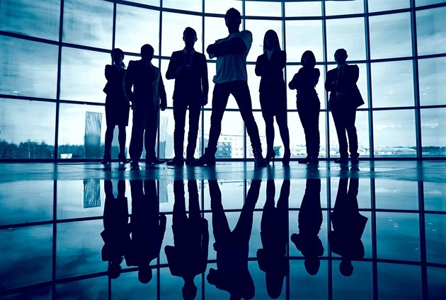 Tektonické poruchy moderní společnosti. Jak stříbrné rozvody a singles změní Česko