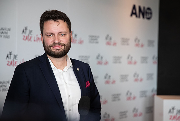 Babiš představil lídra ANO pro Prahu. Chce za primátora Ondřeje Prokopa