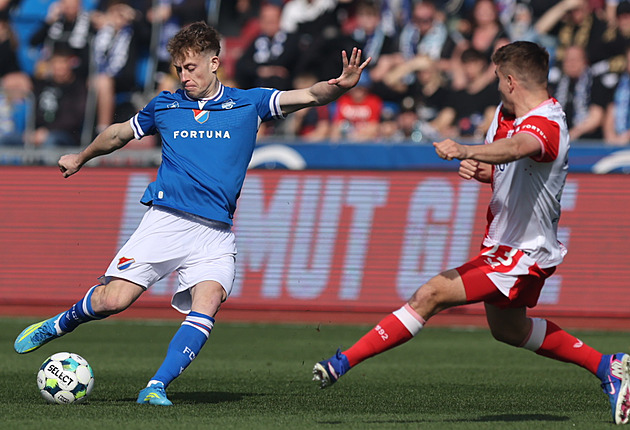 ONLINE: Baník - Bohemians 0:1, skóre otevírá střelou zpoza vápna Ristovski
