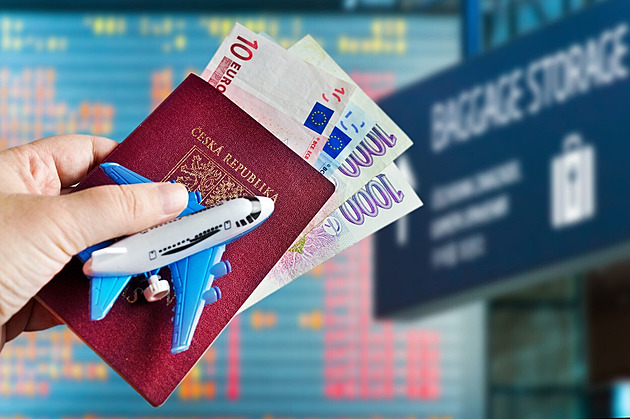 Před dovolenou zkontrolujte pas. Expresní vyřízení vás může stát tisíce