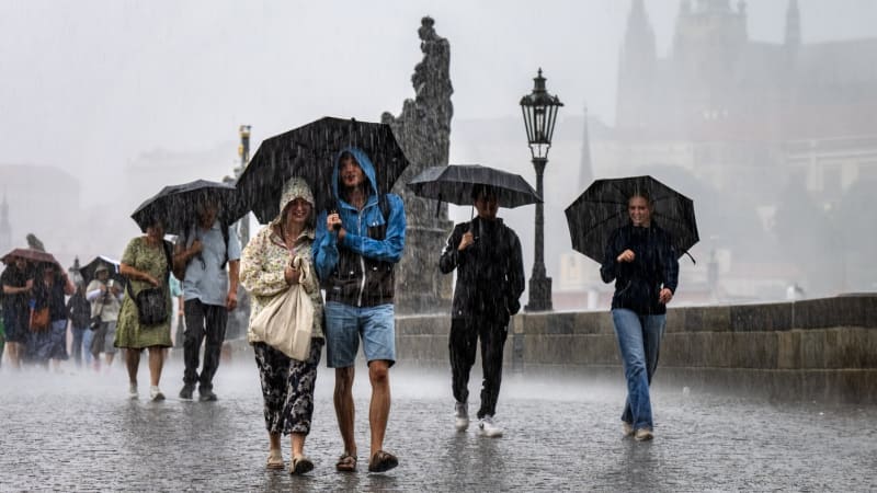 Sledujte RADAR: Českem se prožene déšť i bouřky, teploty mohou být až tropické