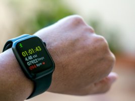 Nová výjimka EU překvapila. Chytré hodinky zůstanou uzavřené i po roce 2027