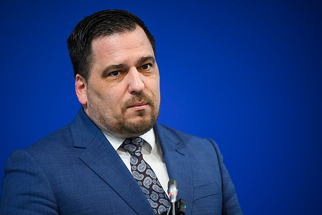 Marocký král si se španělským premiérem kdykoliv vytře zadek, říká Zdechovský