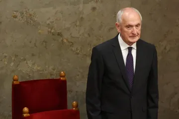 Maďarský parlament zvolil prezidentem expředsedu nejvyššího soudu Andráse Baku