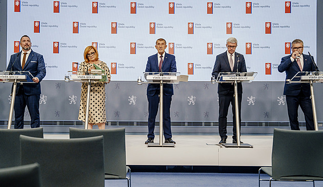 Vláda obnovila Národní koalici proti suchu, hned se sešla. V jejím čele je Babiš