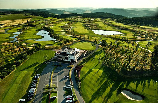 Špičkový golf i vydatný program. Albatross hostí Amundi International Trophy U21