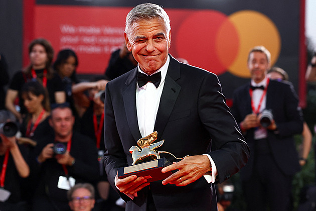 Začaly filmové Benátky. George Clooney převzal Zlatého lva za celoživotní dílo