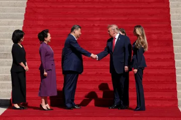 Čína a USA se dohodly na snížení cel a dialogu o AI, uvedl Peking