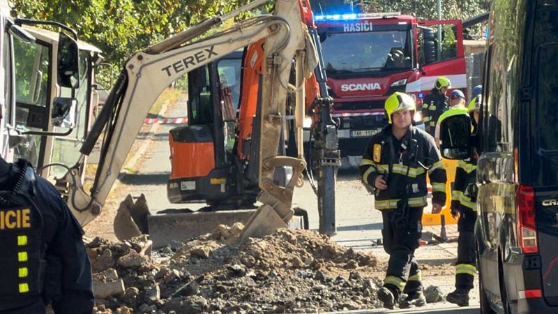 Masivní únik plynu v Praze: Na místo přijeli hasiči, lidé z okolí se museli evakuovat