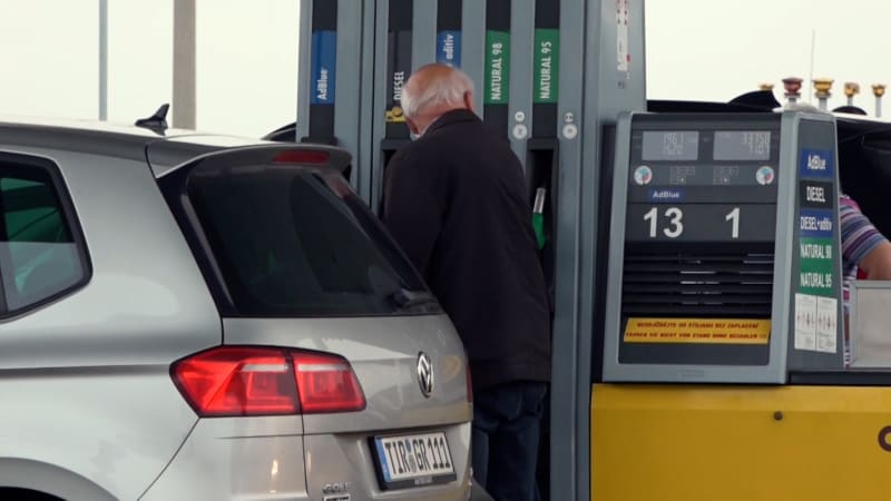 Obrátí se tankovací turistika? Němce lákají české pumpy, Polsko ale výrazně zlevní