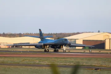 USA po incidentu stáhly všechny své bombardéry z britské letecké základny