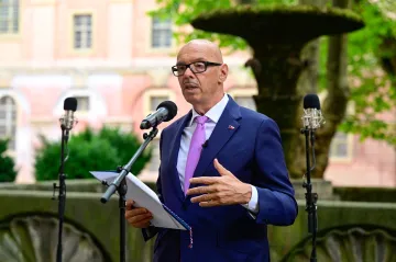 Ministerstvo kultury přehodnocuje podmínky spolupráce s kulturními subjekty