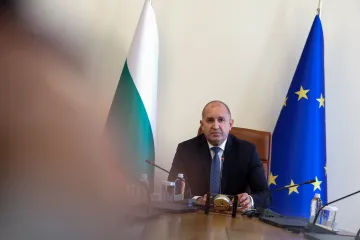 Pozemní antény Starlinku u Sofie byly terčem žhářů, uvedl bulharský premiér