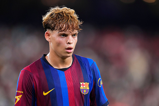 SportBar: Jsme v kontaktu s talentem Barcelony. Šel by do áčka, uvedl Nedvěd